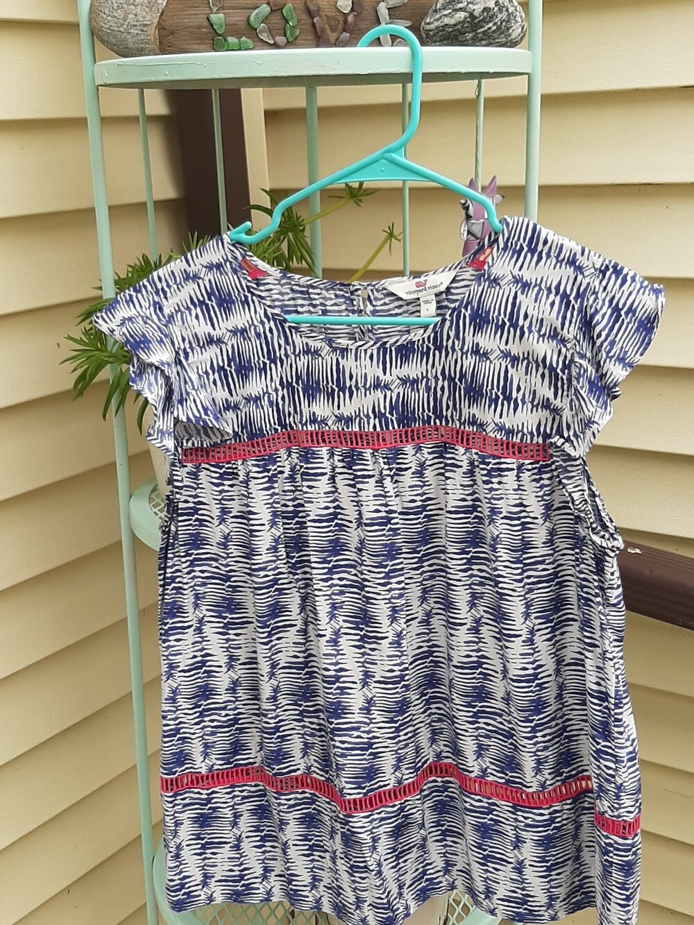 Vineyard Vines Top